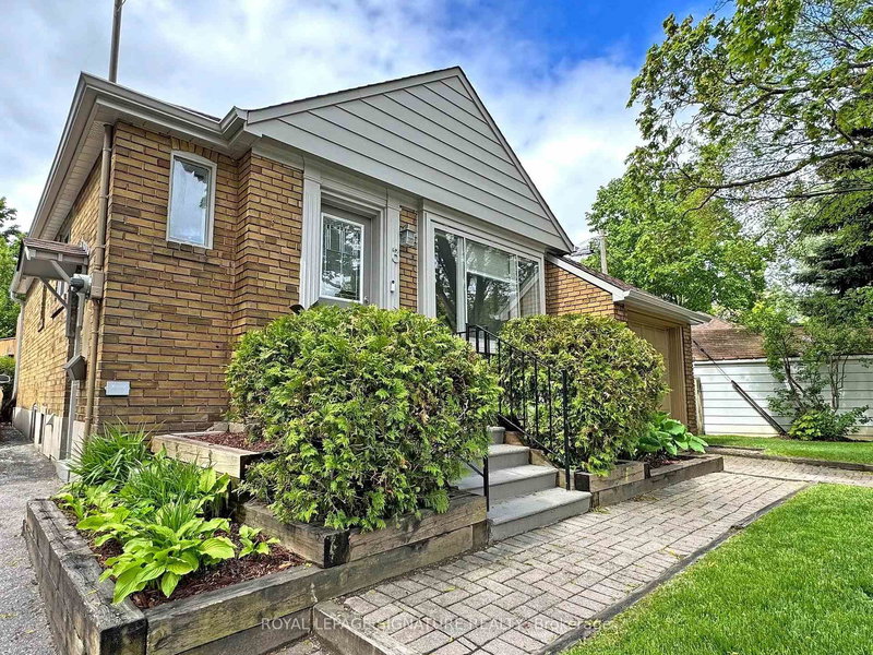 3 Kenrae Rd, Toronto, M4G 1X9 | Image 2