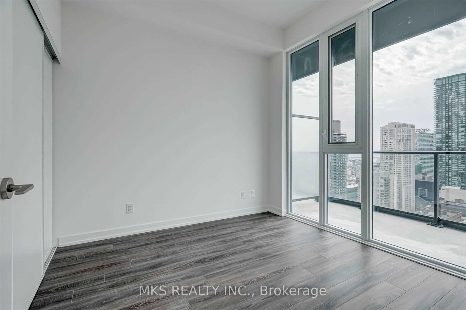 20 Edward Street, Unit 2804 - Photo 12