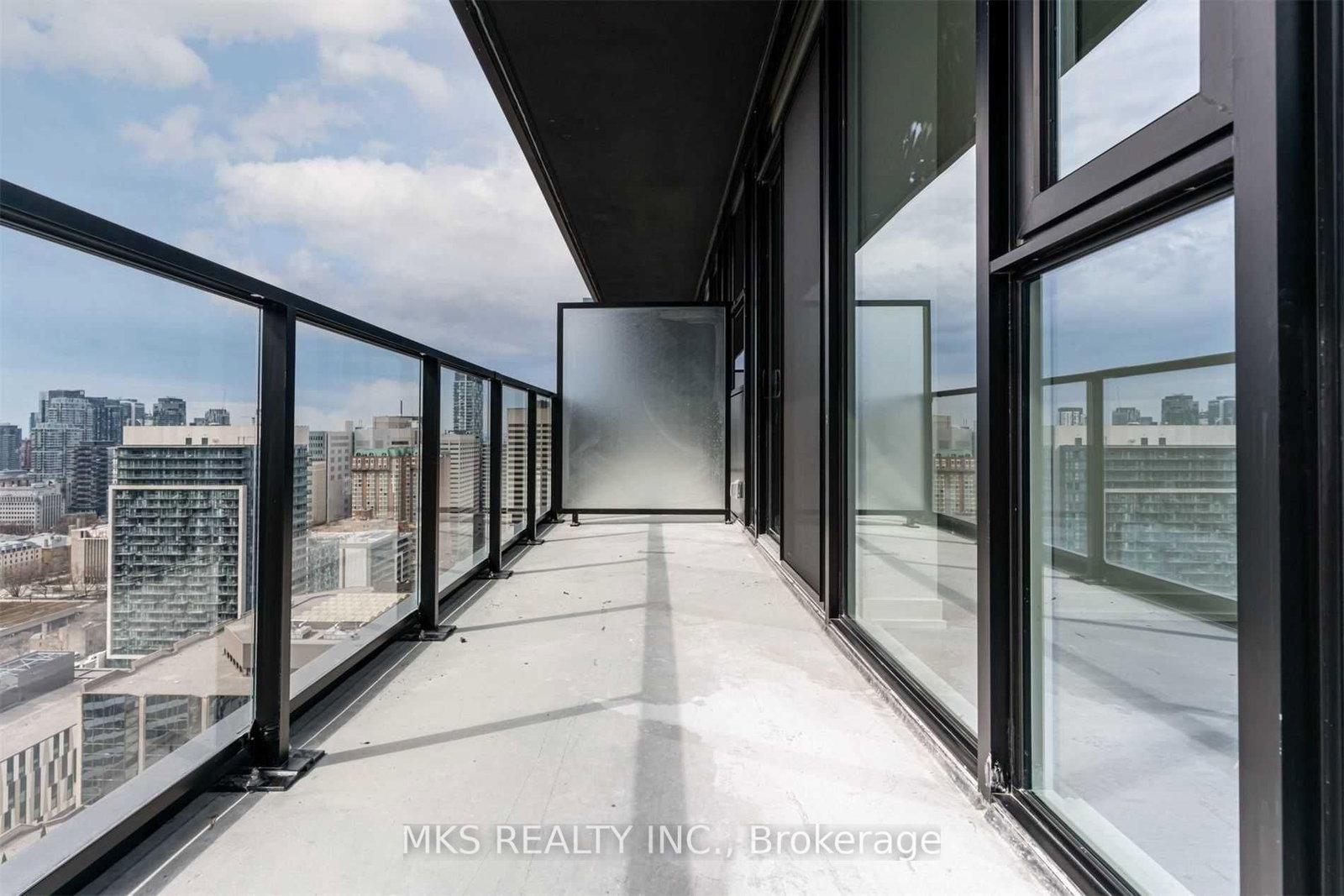 20 Edward Street, Unit 2804 - Photo 16