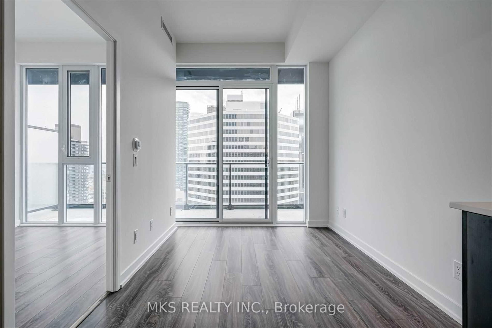 20 Edward Street, Unit 2804 - Photo 4