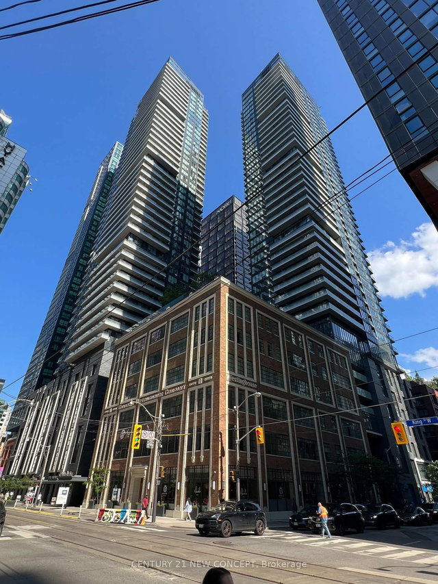 2109 - 115 Blue Jays Way