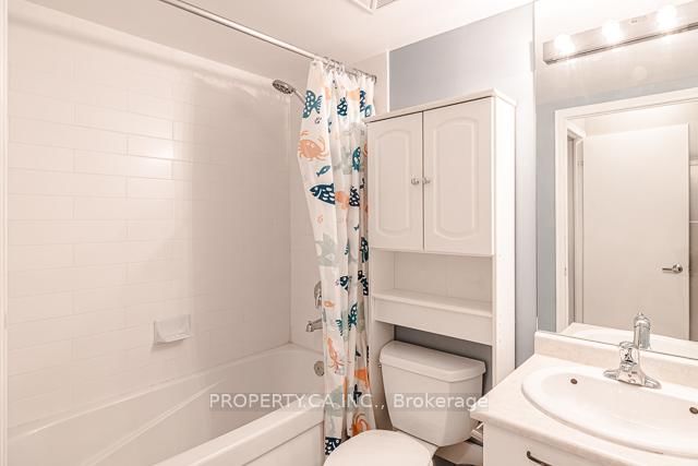 22 Wellesley Street E, Unit 807 - Photo 15