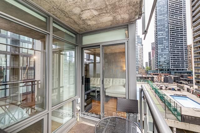 22 Wellesley Street E, Unit 807 - Photo 22