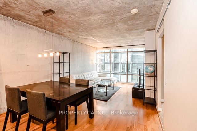 22 Wellesley Street E, Unit 807 - Photo 6