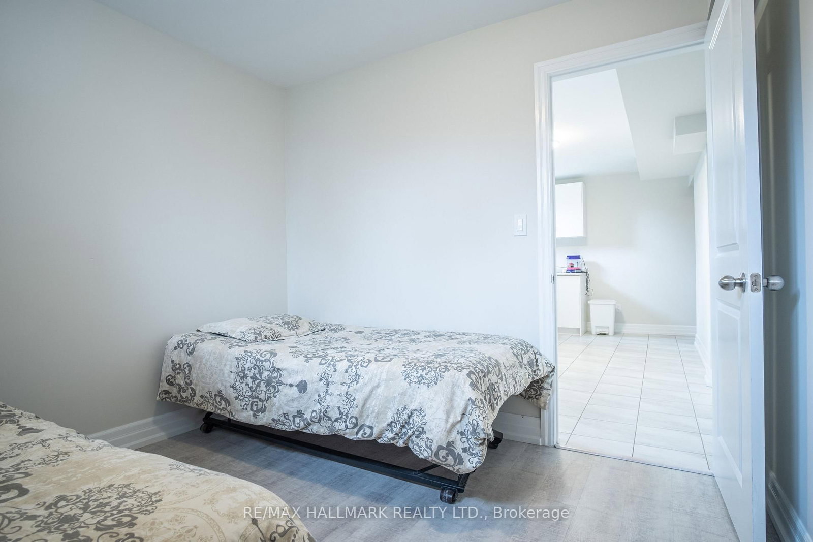 35 Roberta Drive - Photo 7