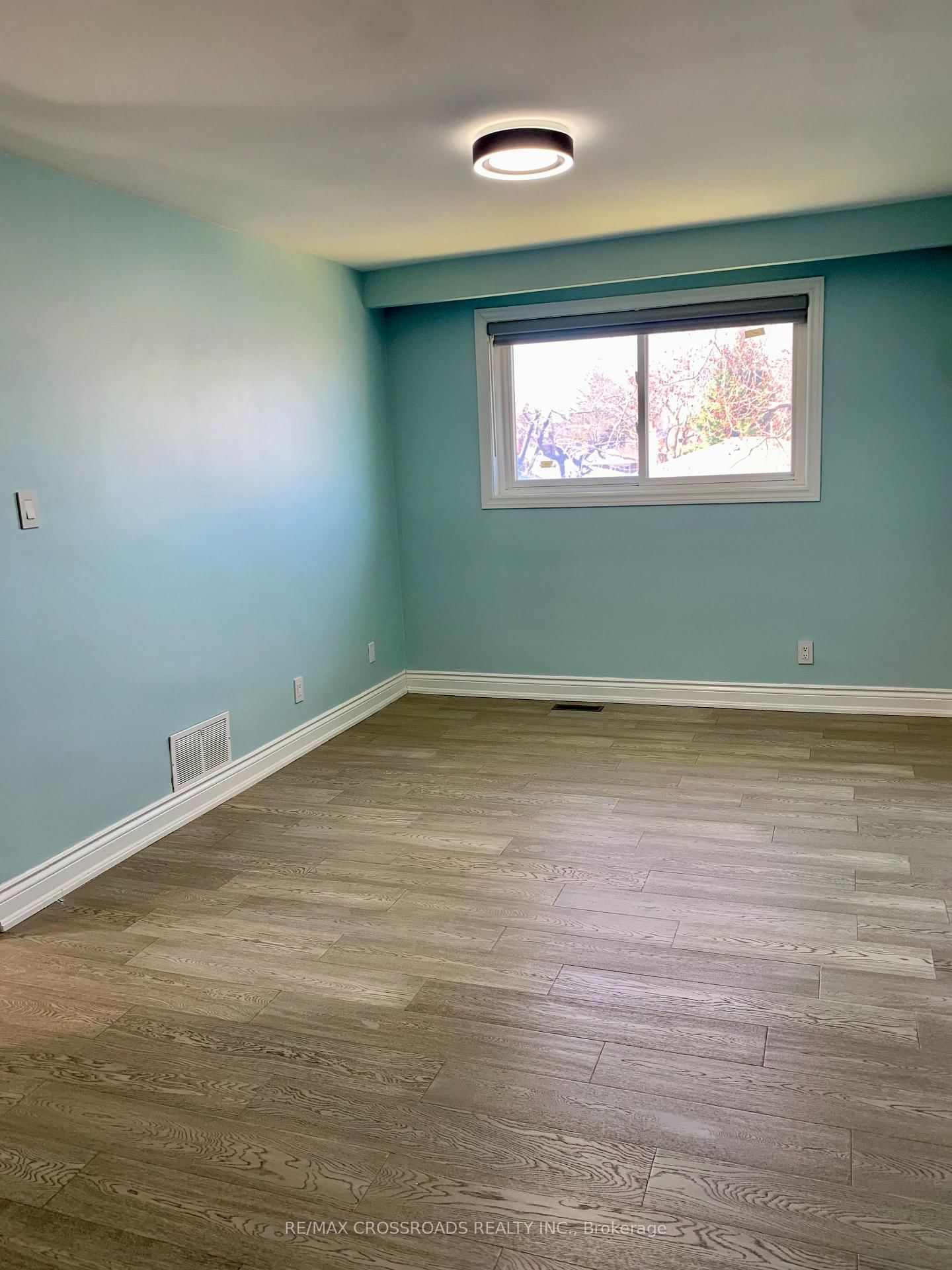 30 Pindar Crescent, Unit Main - Photo 12