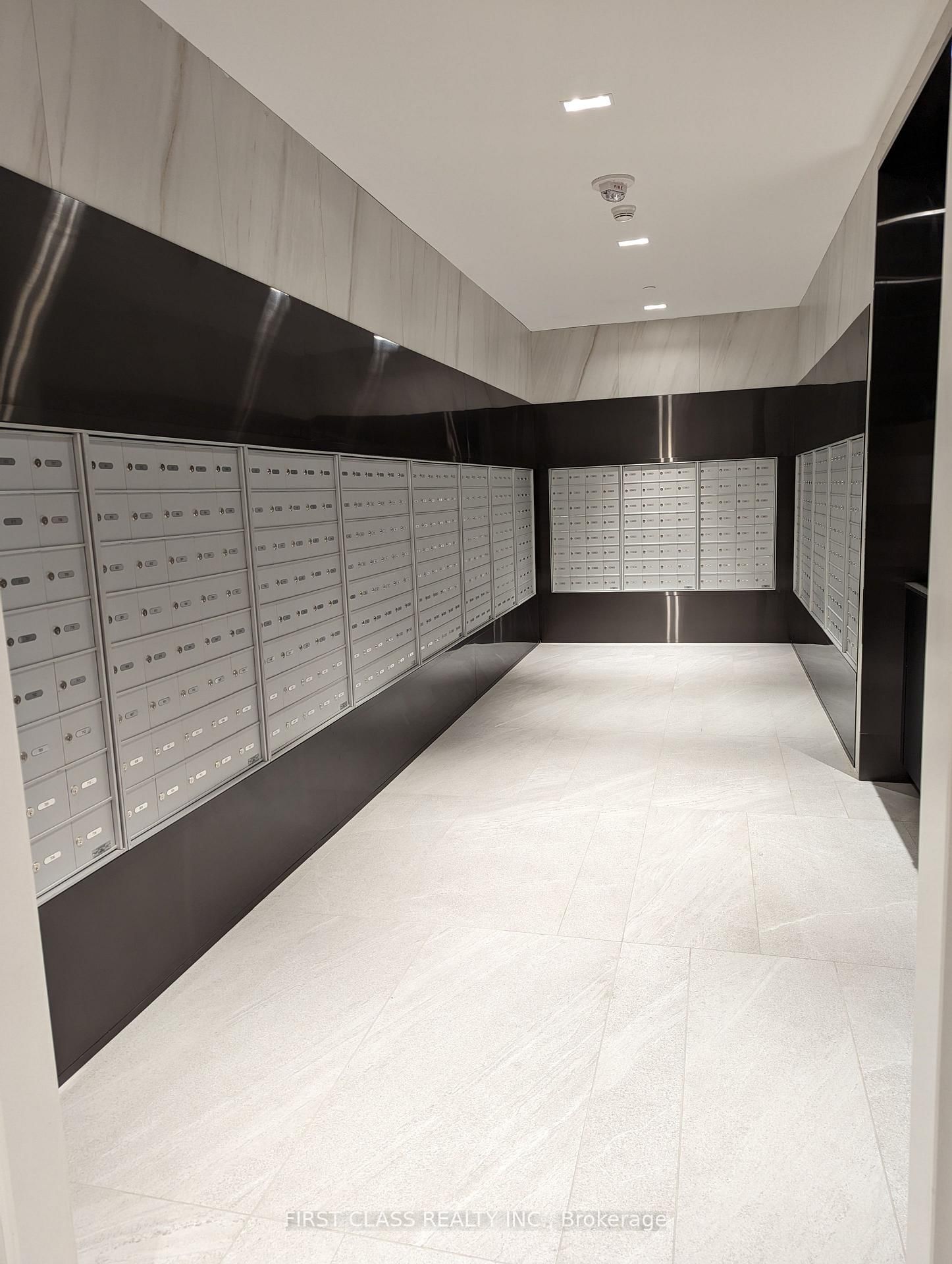 319 Jarvis Street E, Unit 2011 - Photo 10