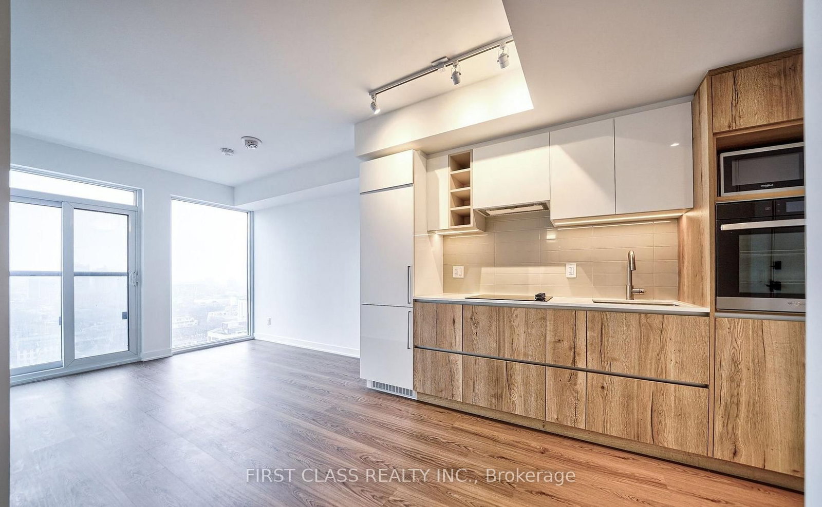 319 Jarvis Street E, Unit 2011 - Photo 12