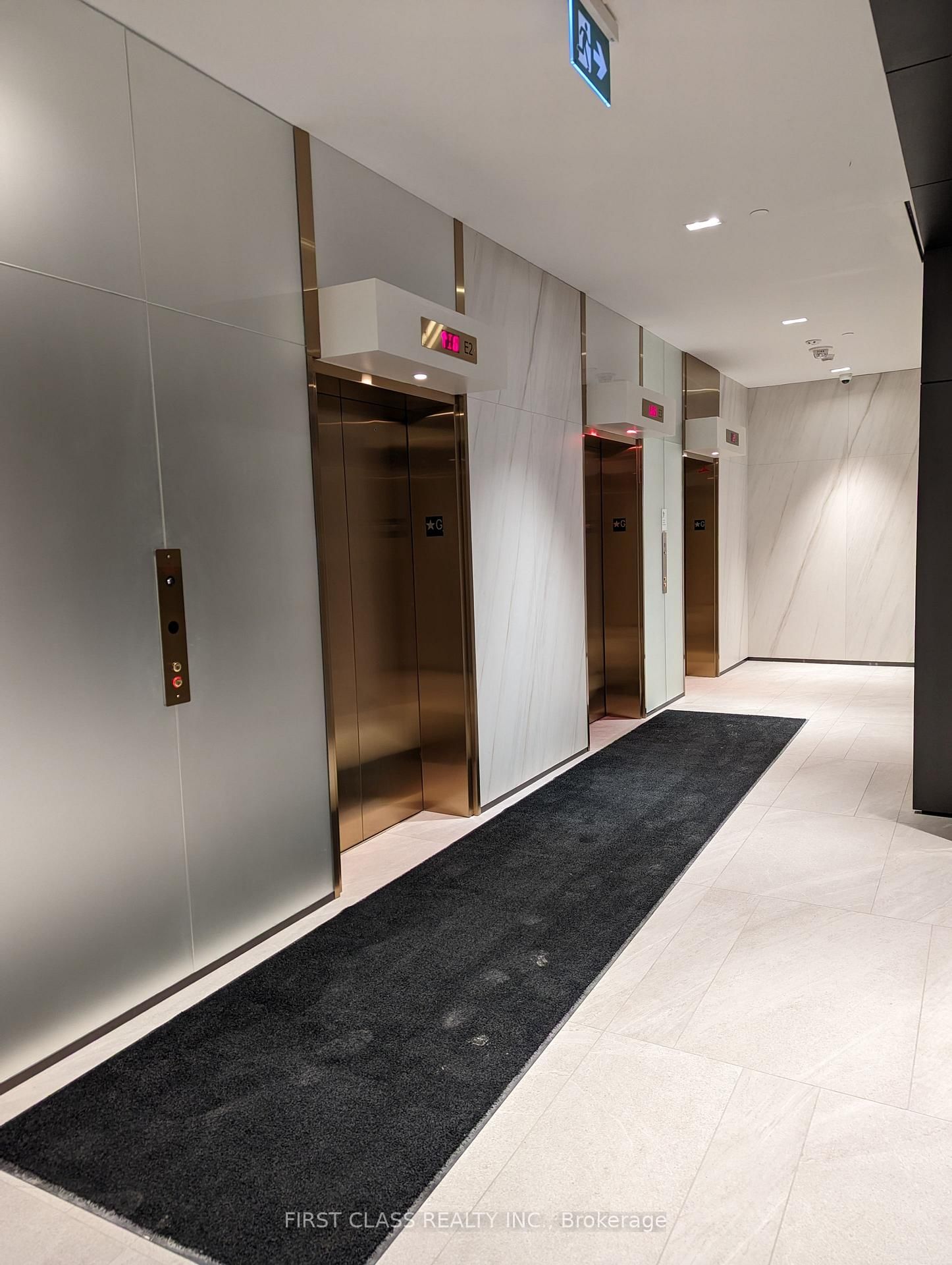 319 Jarvis Street E, Unit 2011 - Photo 3