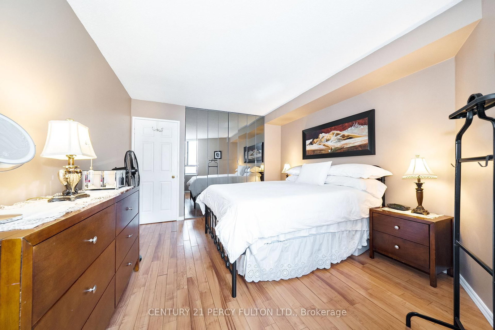 270 Queens Quay W, Unit 2508 - Photo 38