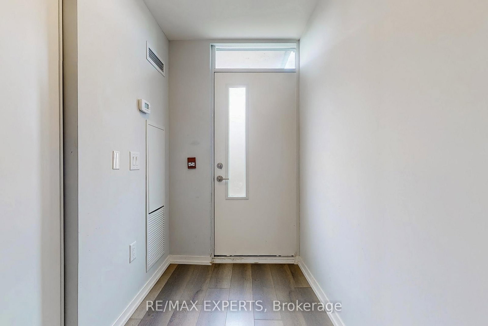 3237 Bayview Avenue, Unit Th 106 - Photo 16