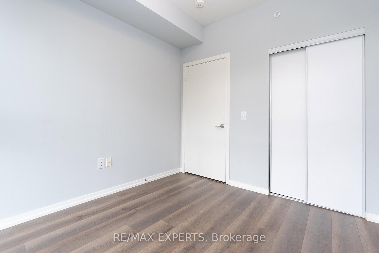 3237 Bayview Avenue, Unit Th 106 - Photo 27