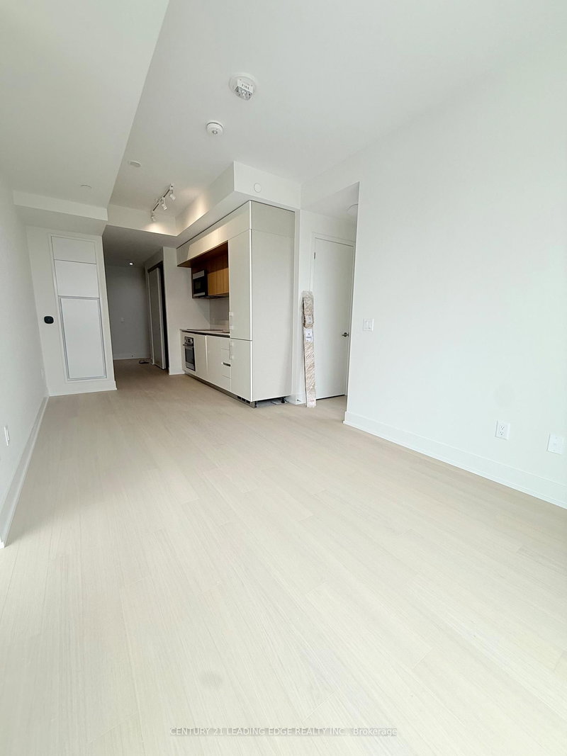 709 - 322 Dupont St, Toronto, M5R 0E3 | Image 2