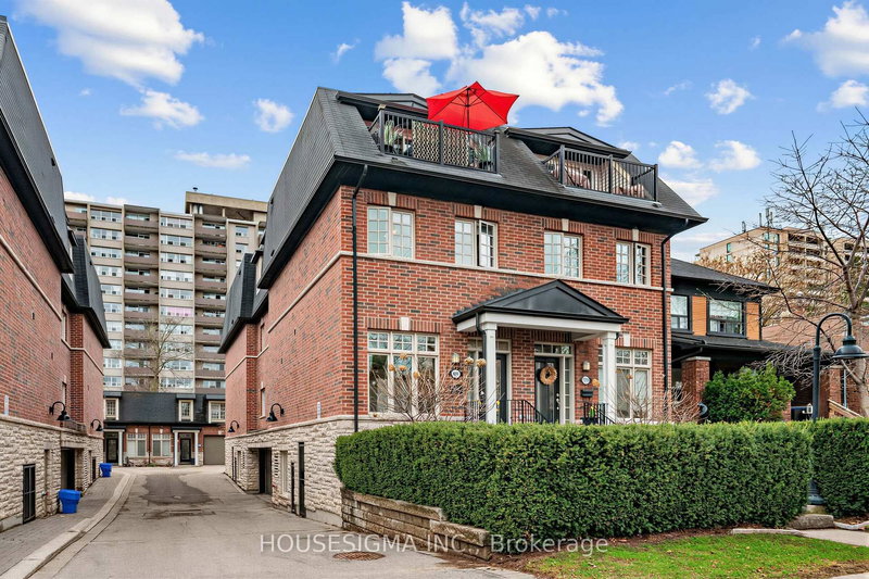 361 Roehampton Avenue