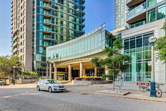 2108 - 215 Fort York Boulevard