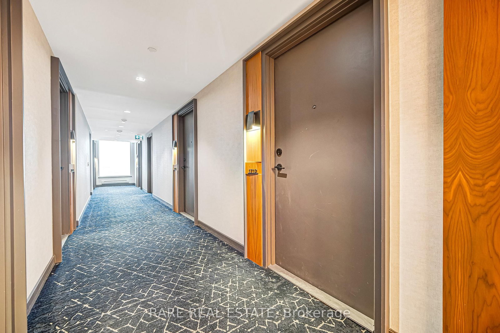 20 Tubman Avenue, Unit 1712 - Photo 7