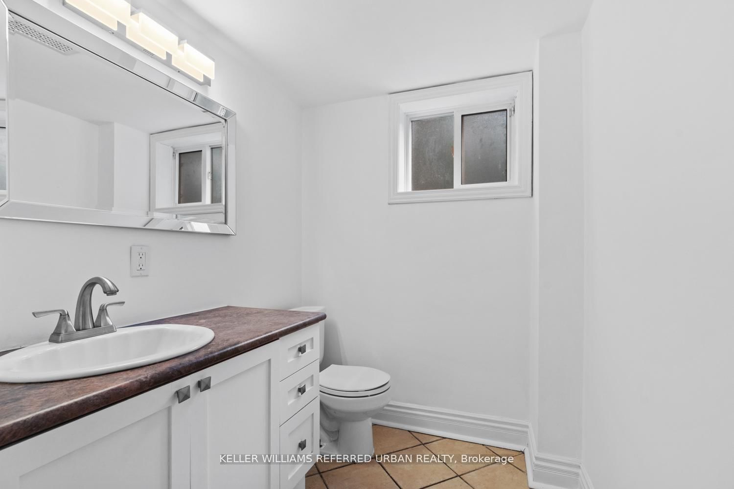 Detached House for sale at 202 Park Home Avenue, Toronto, Ontario, M2R 1A2 - Willowdale West - MLS: C13019900