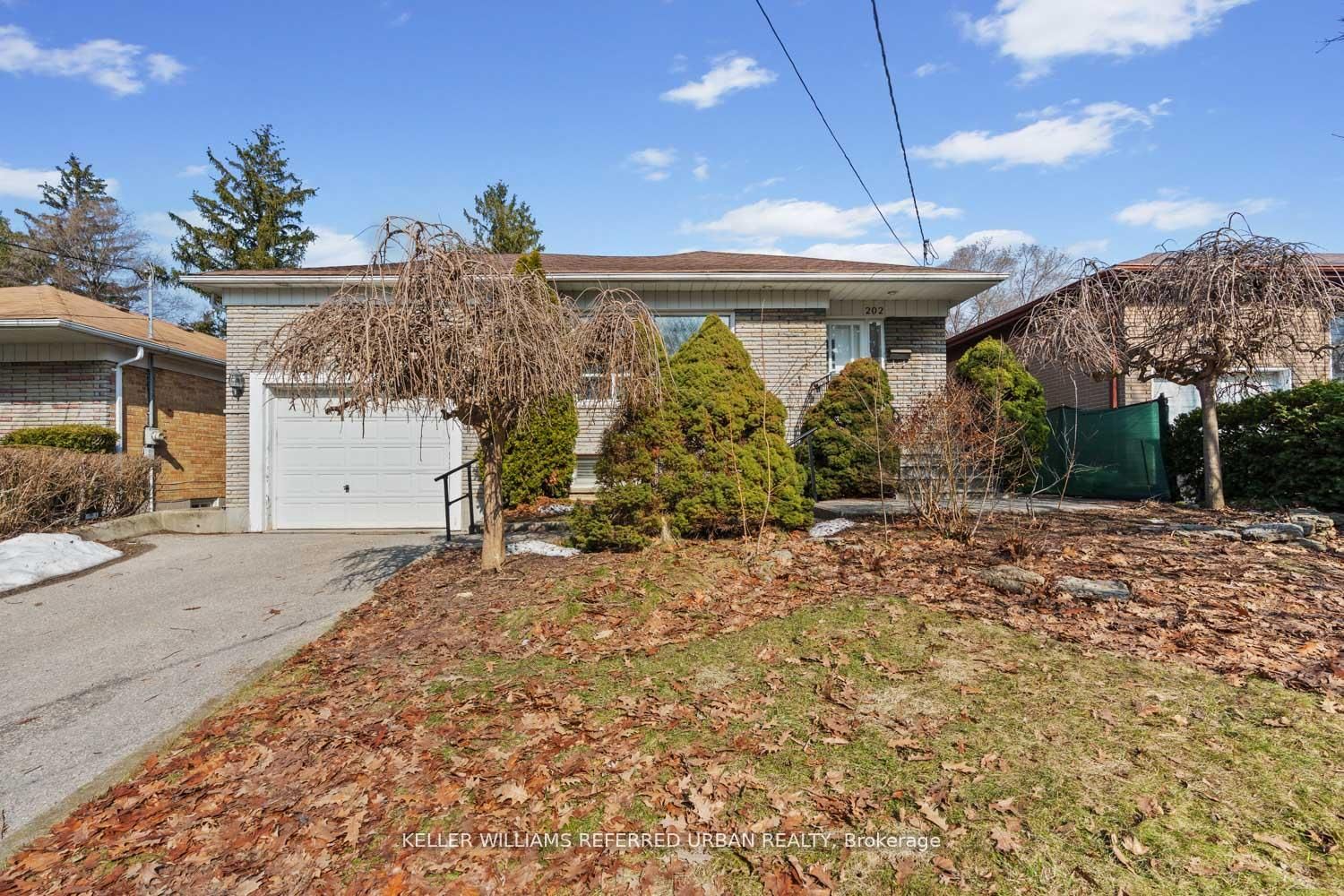 Detached House for sale at 202 Park Home Avenue, Toronto, Ontario, M2R 1A2 - Willowdale West - MLS: C13019900