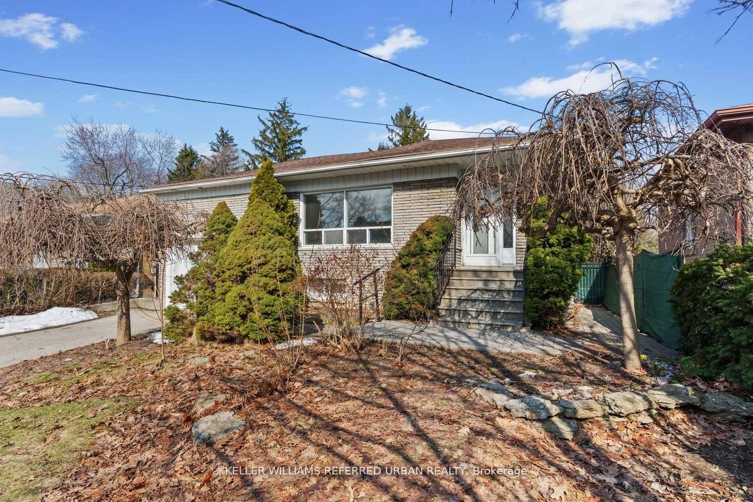 Detached House for sale at 202 Park Home Avenue, Toronto, Ontario, M2R 1A2 - Willowdale West - MLS: C13019900