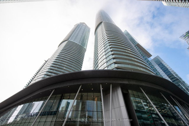 4111 - 12 York Street