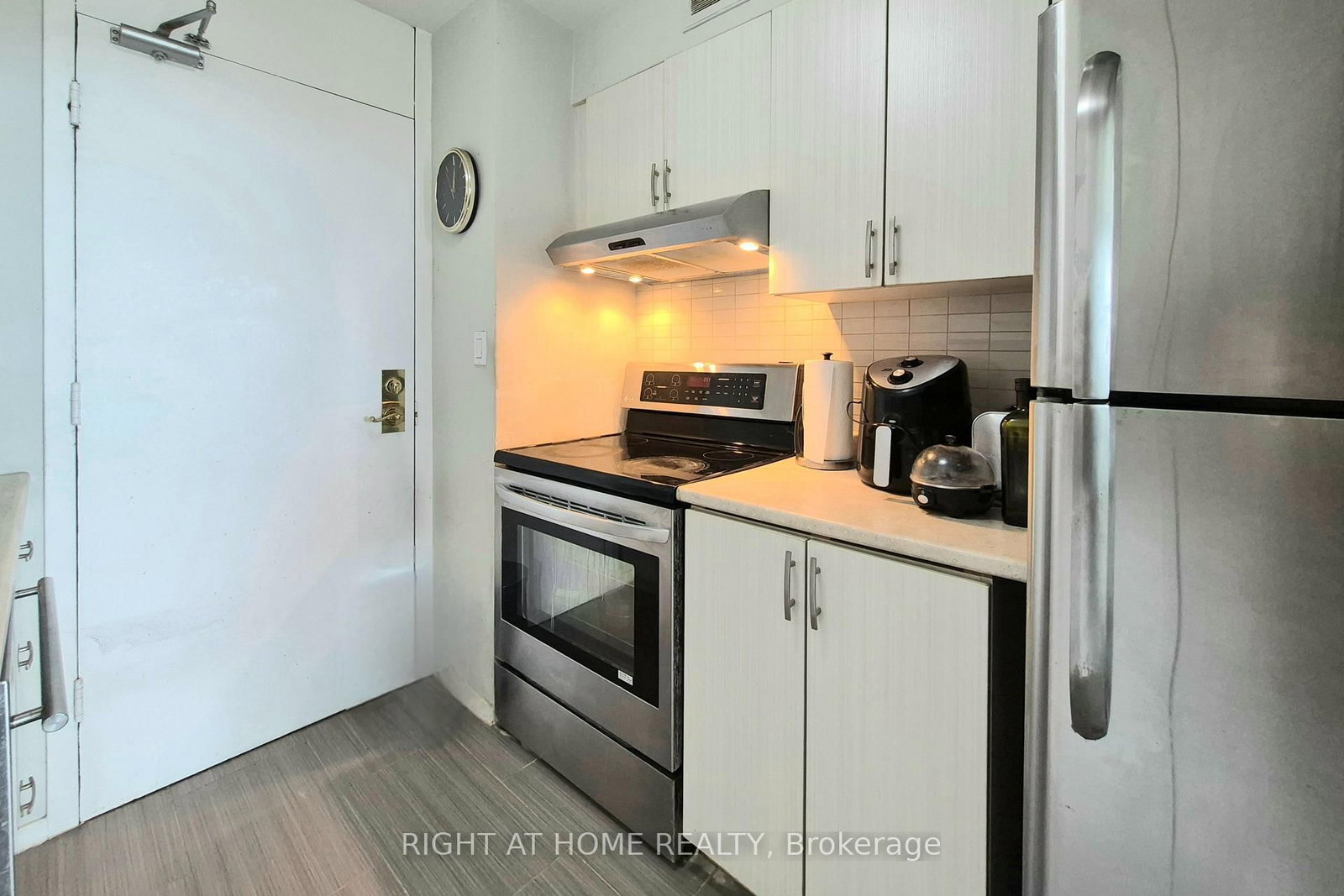 135 Antibes Drive, Unit 2605 - Photo 9