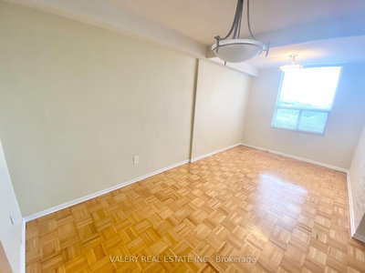 711-10 Edgecliff Gfwy, Toronto, Ontario image-0-2