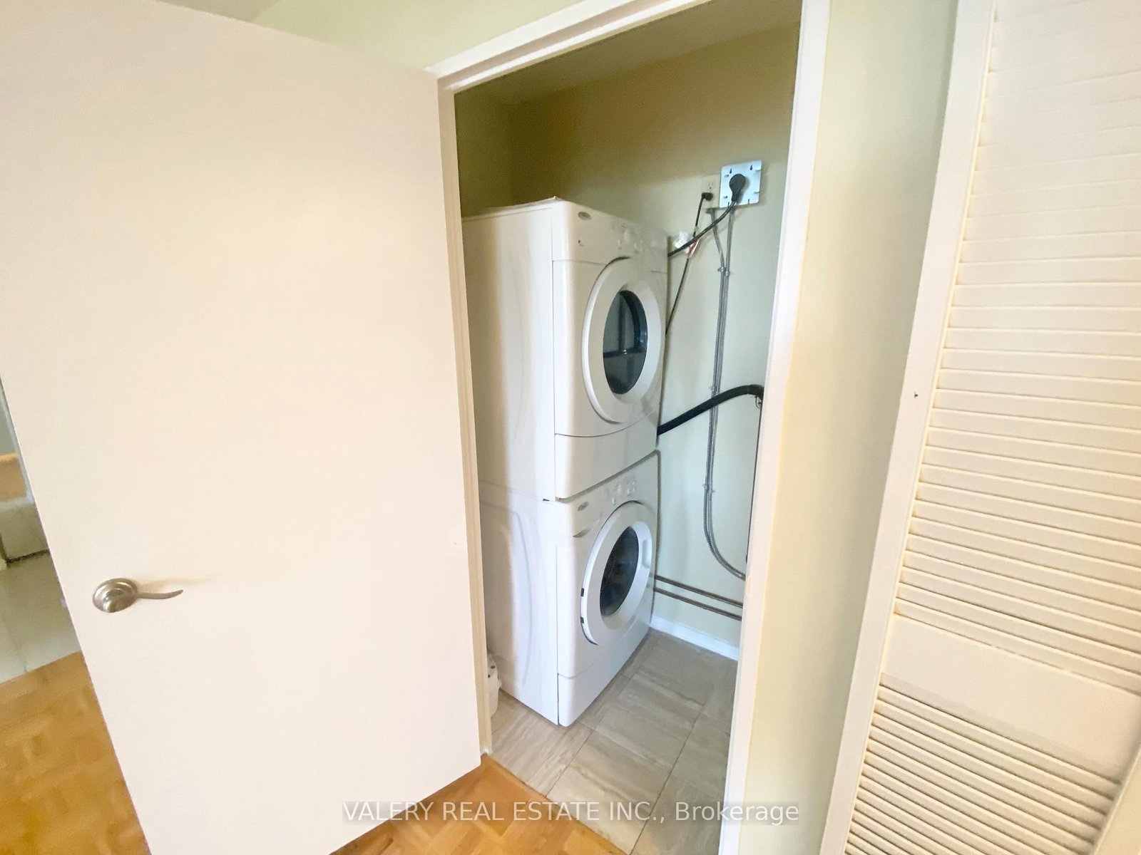 10 Edgecliff Golfway, Unit 711 - Photo 5