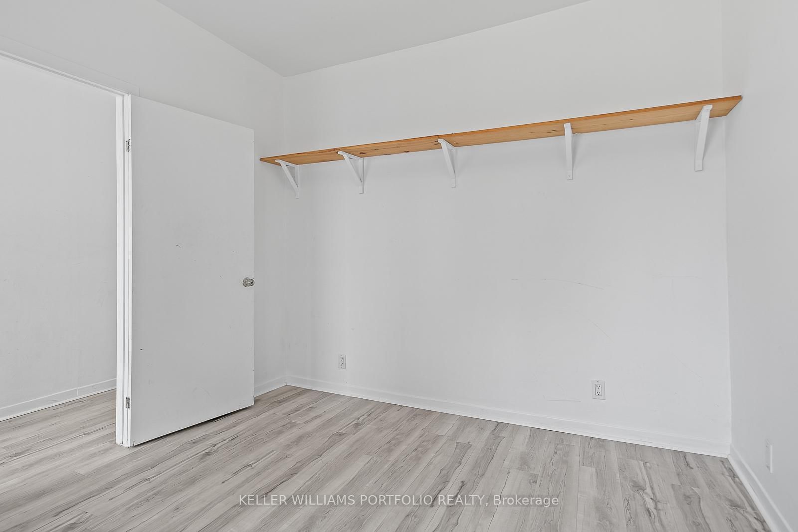 58 Manning Avenue - Photo 11