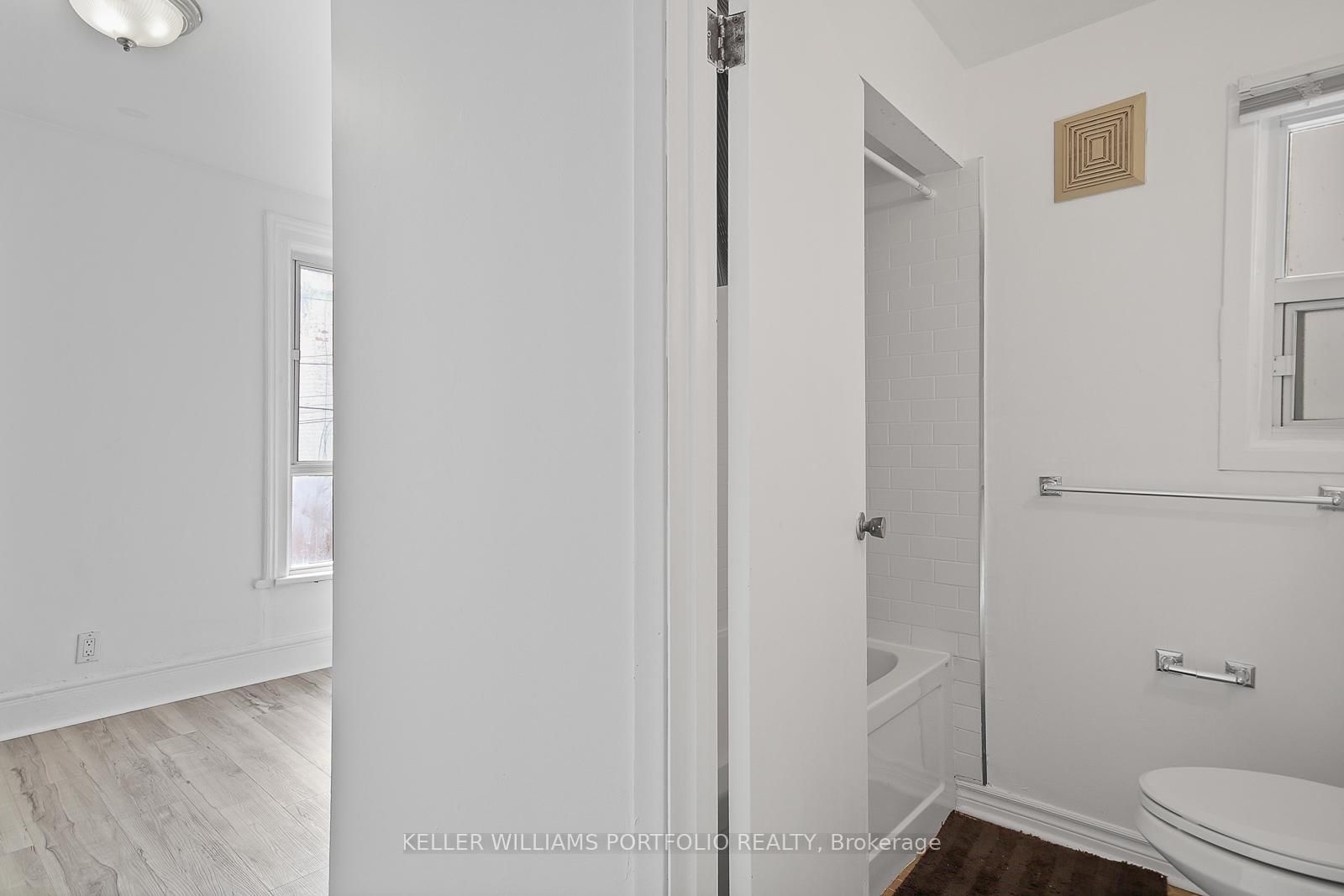 58 Manning Avenue - Photo 23