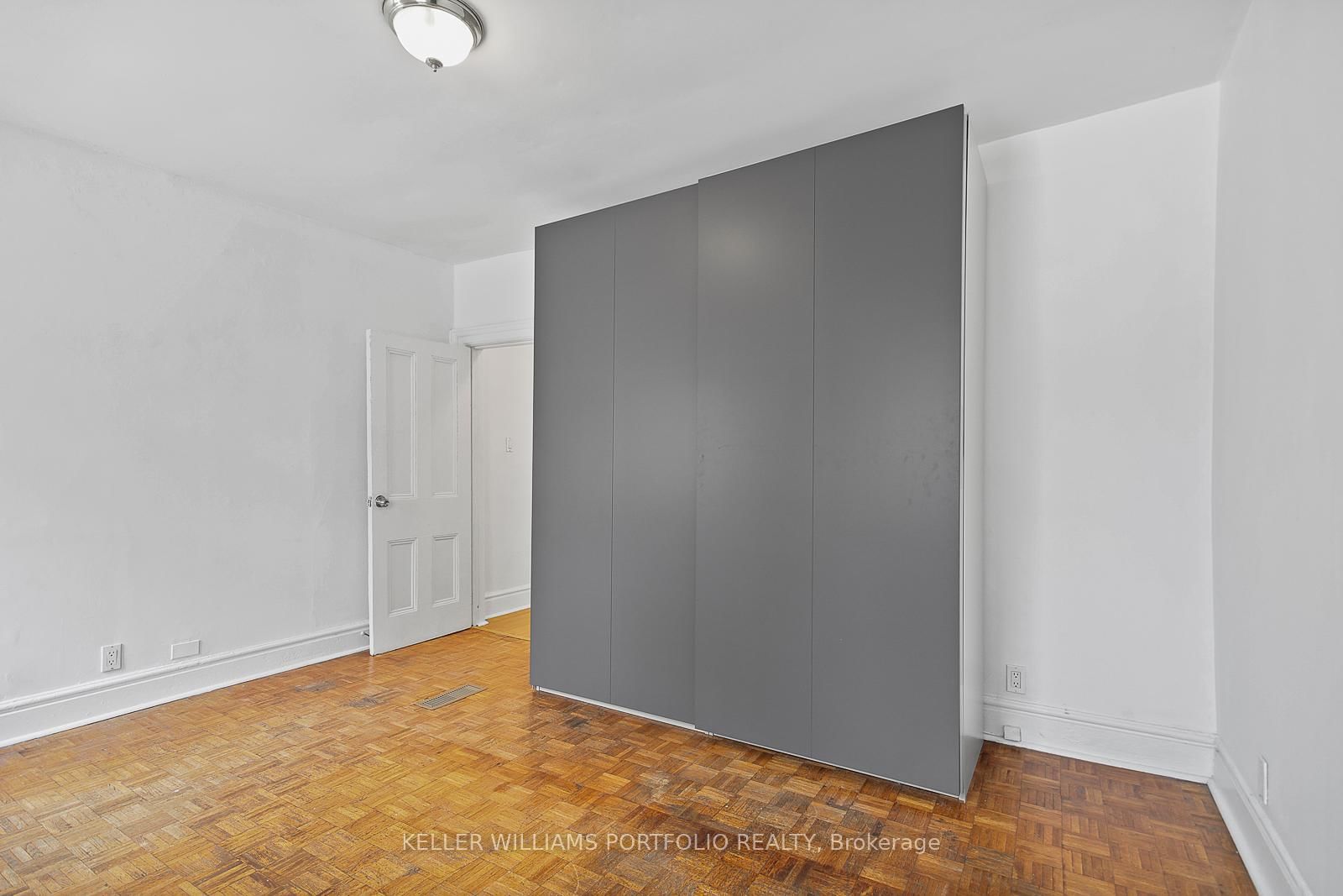 58 Manning Avenue - Photo 32