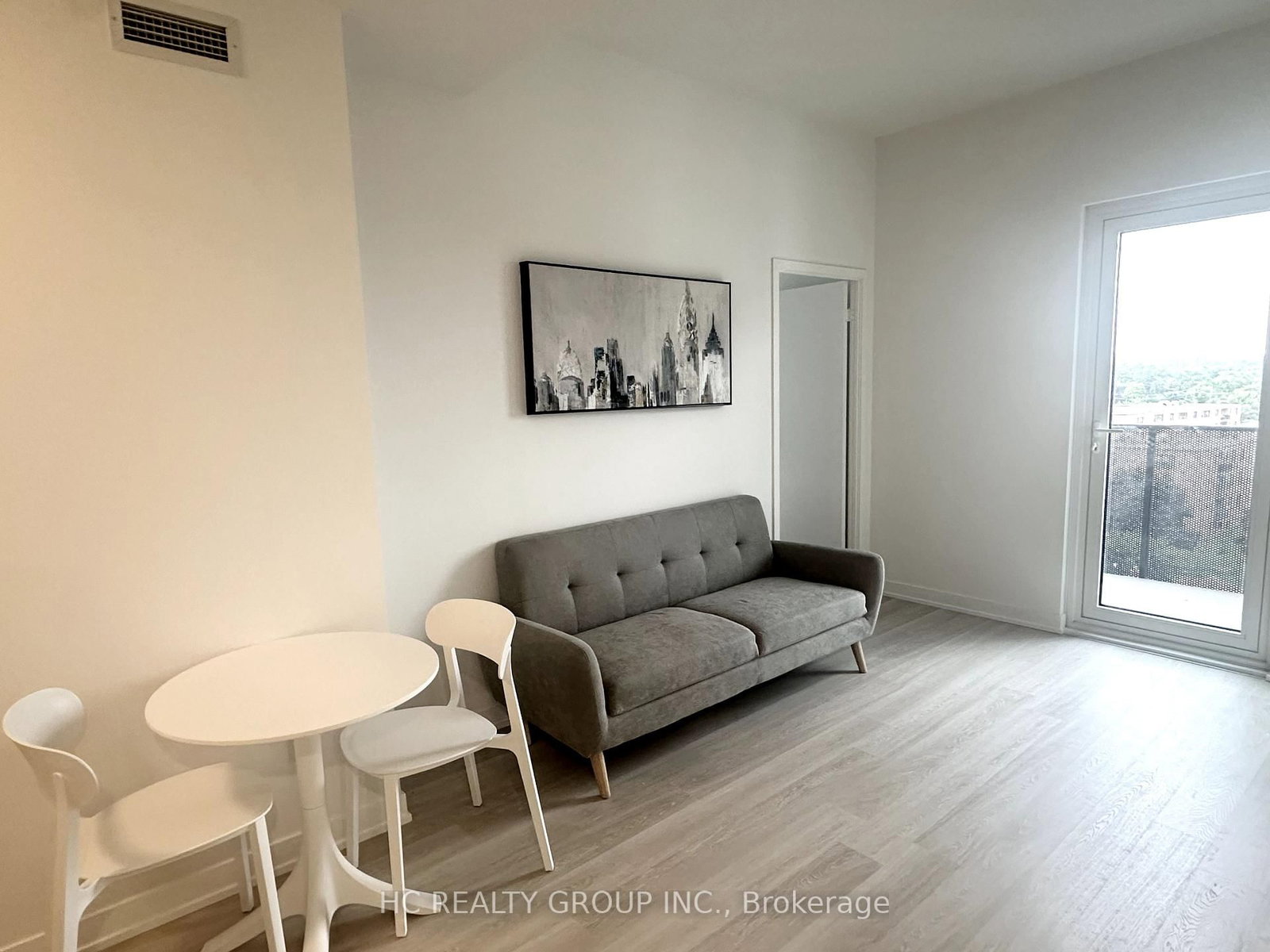 500 Wilson Avenue, Unit 810 - Photo 2