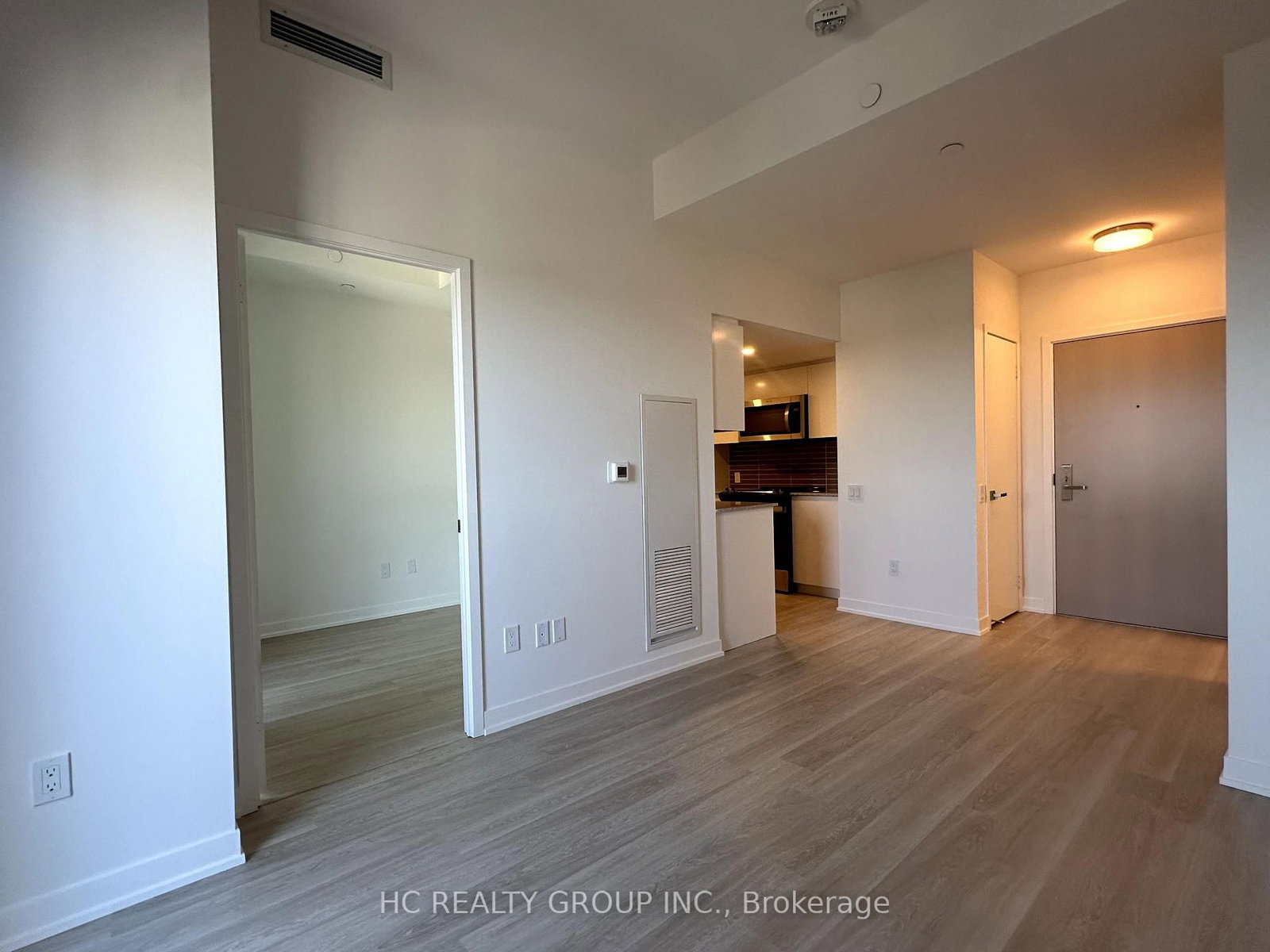 500 Wilson Avenue, Unit 810 - Photo 3