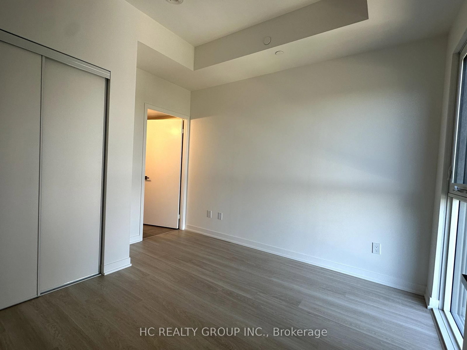 500 Wilson Avenue, Unit 810 - Photo 9