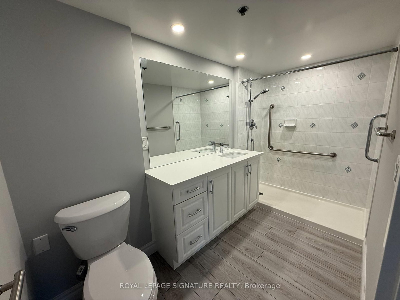 2 Neptune Drive, Unit 605 - Photo 5