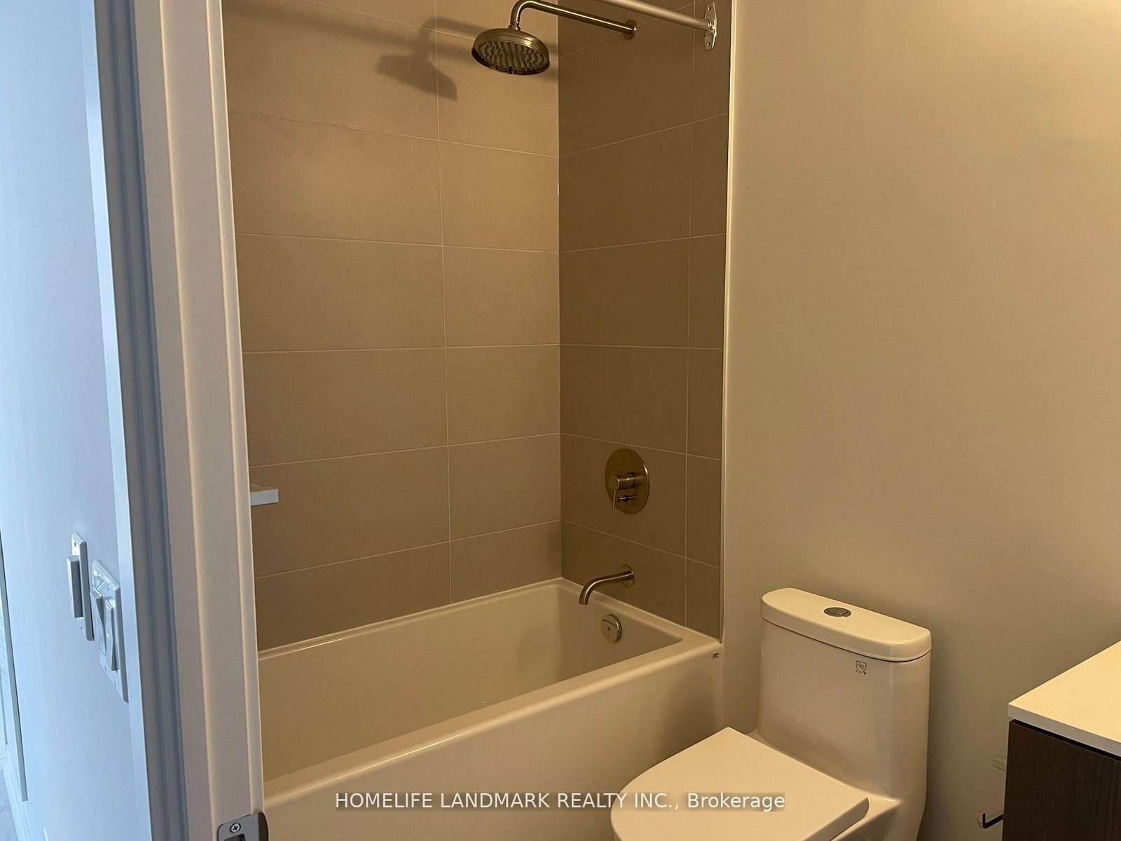 55 Mercer Street, Unit 2010 - Photo 6