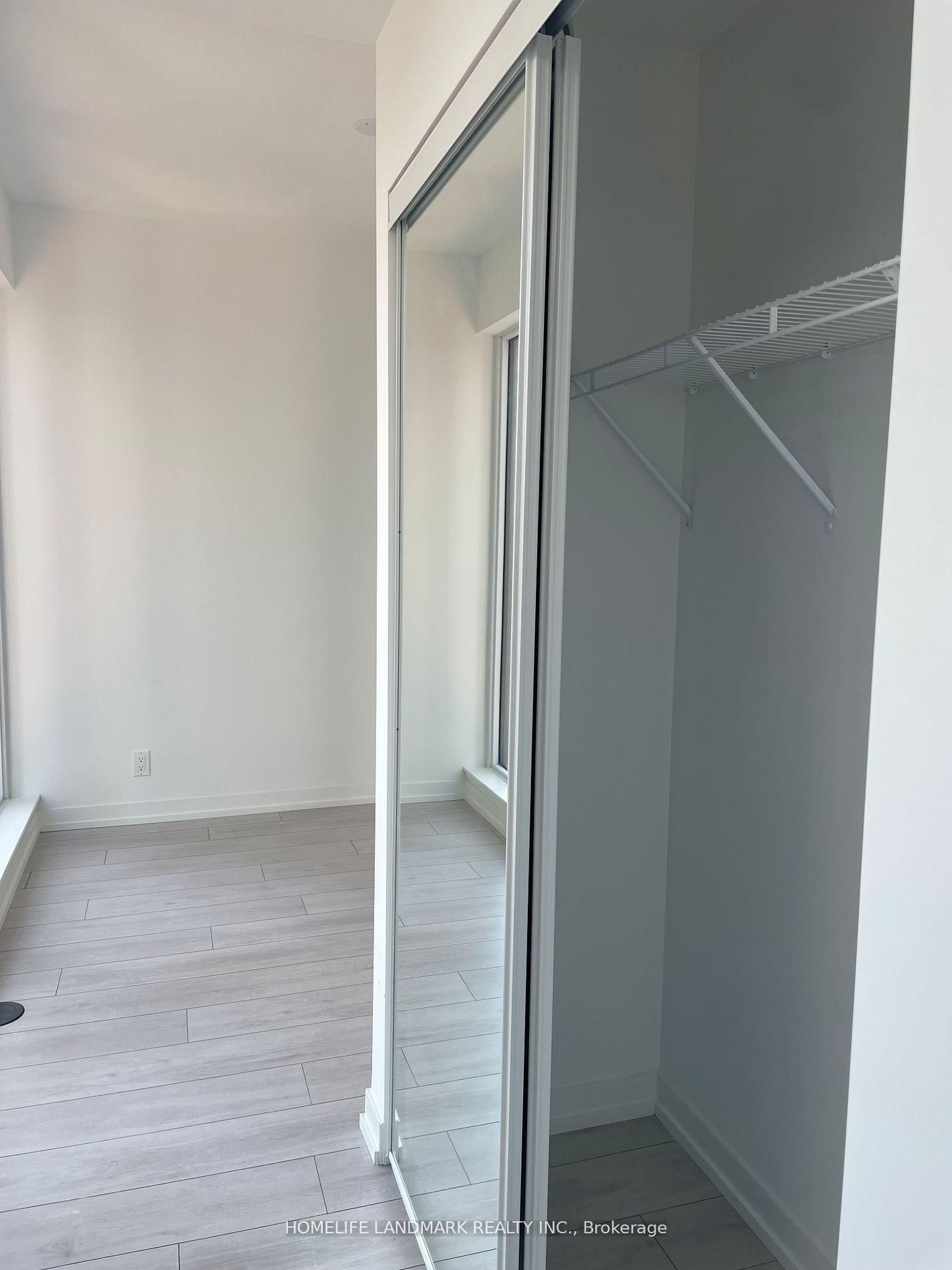 55 Mercer Street, Unit 2010 - Photo 8