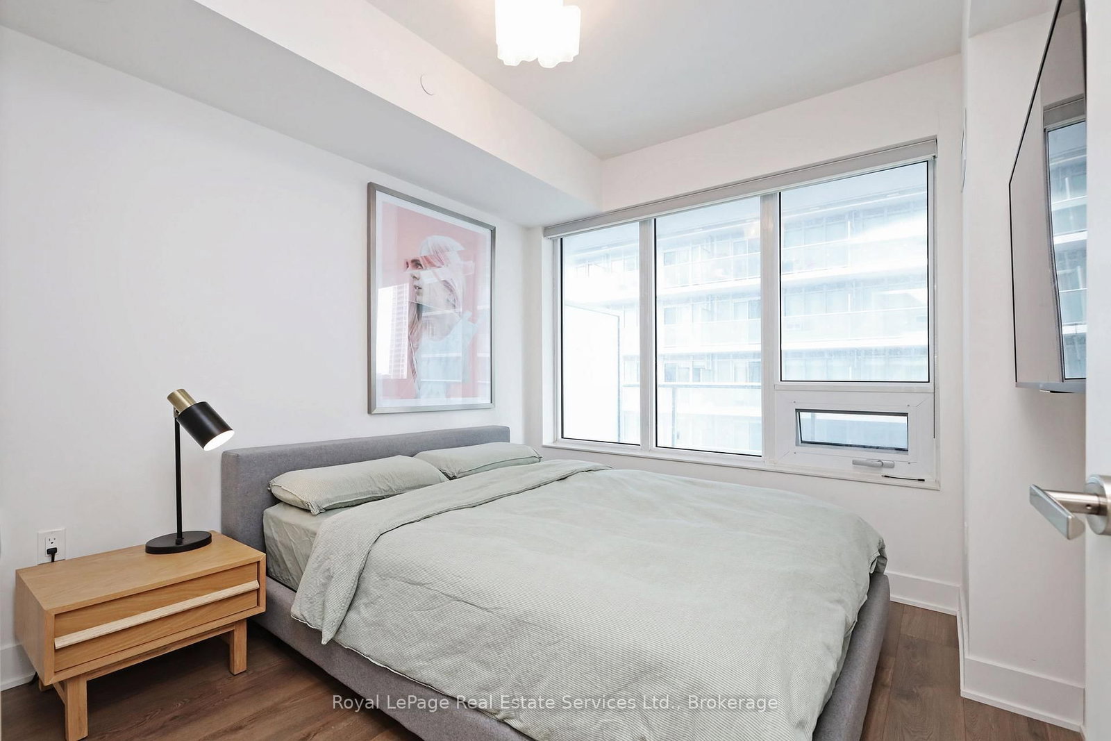 99 Broadway Avenue S, Unit 2107 - Photo 15