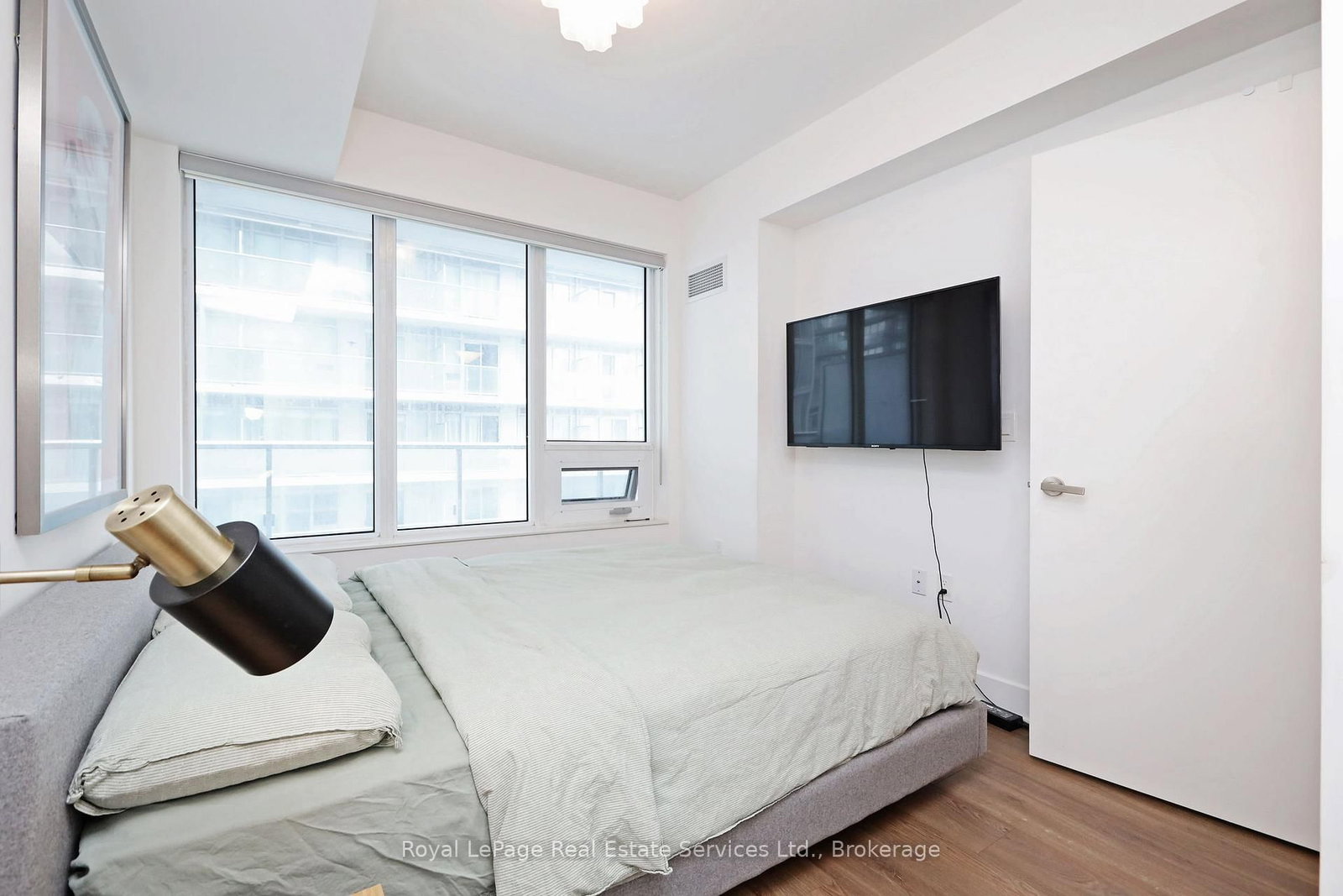 99 Broadway Avenue S, Unit 2107 - Photo 17