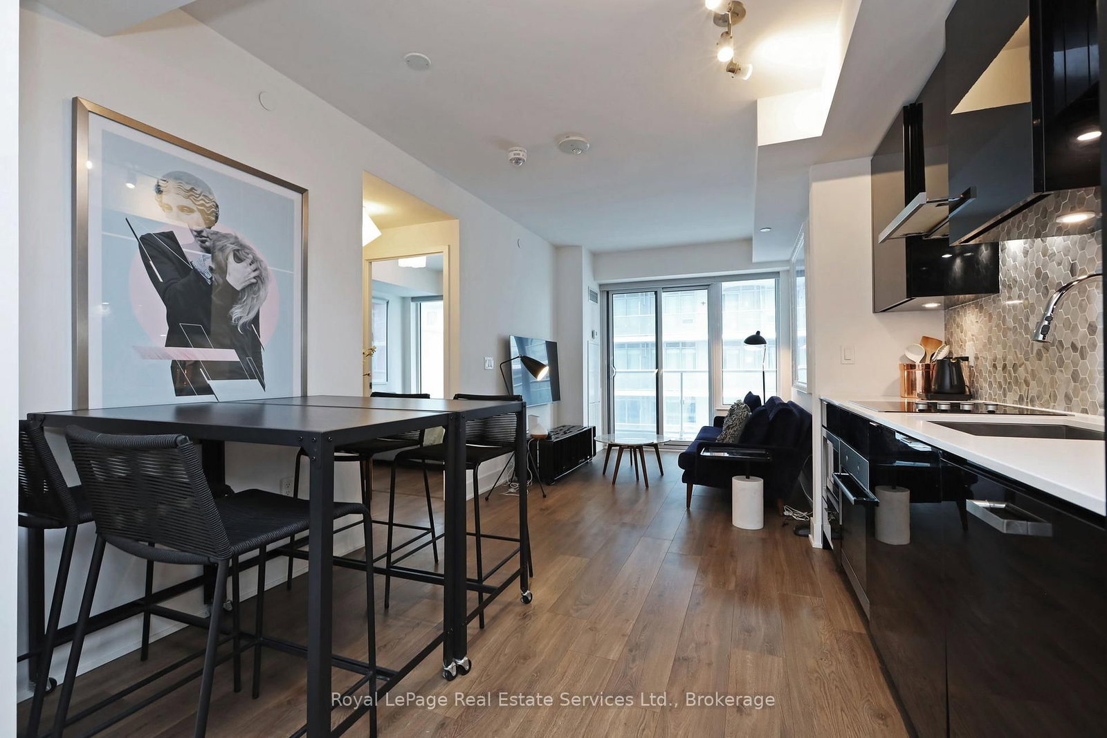 99 Broadway Avenue S, Unit 2107 - Photo 6