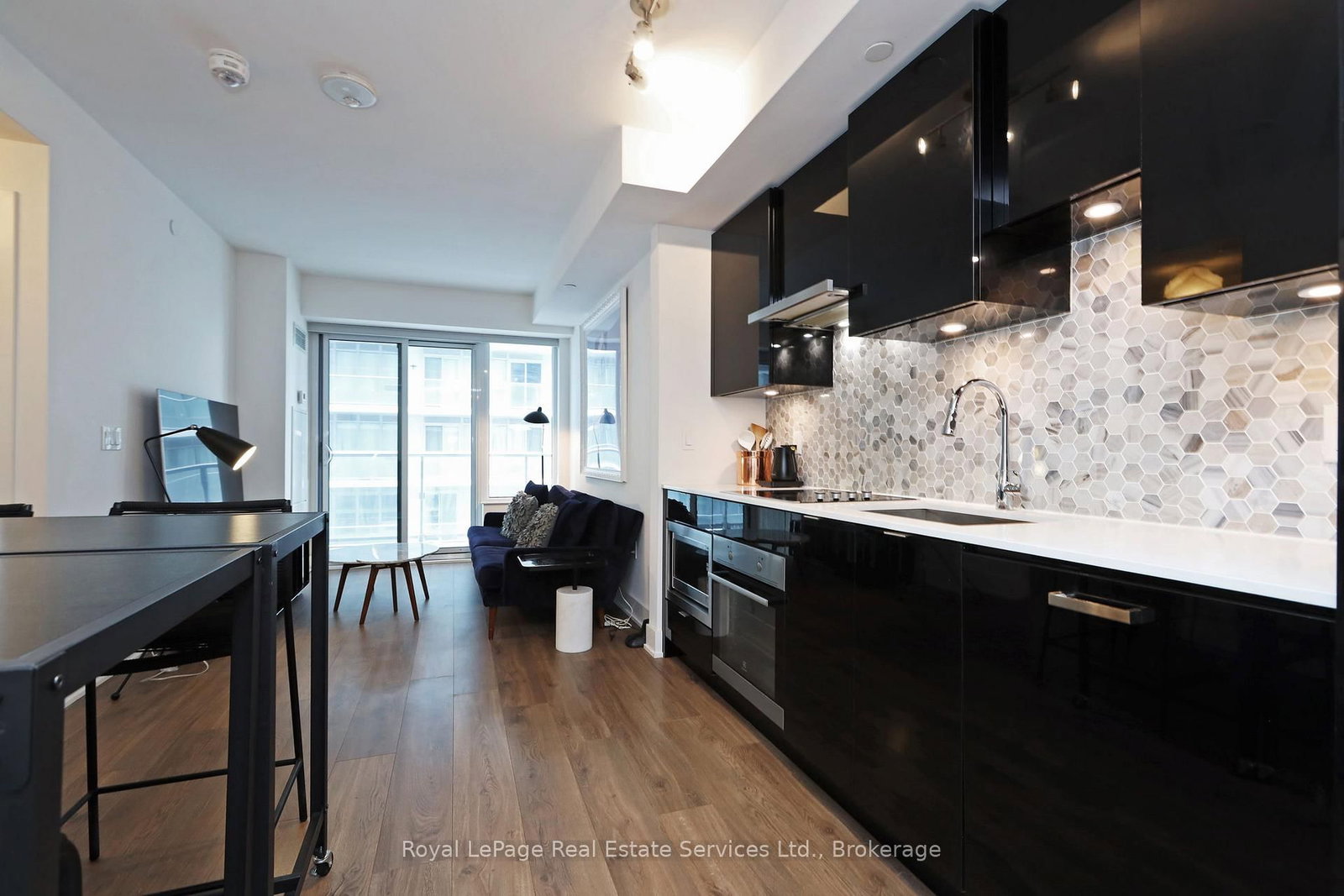 99 Broadway Avenue S, Unit 2107 - Photo 8