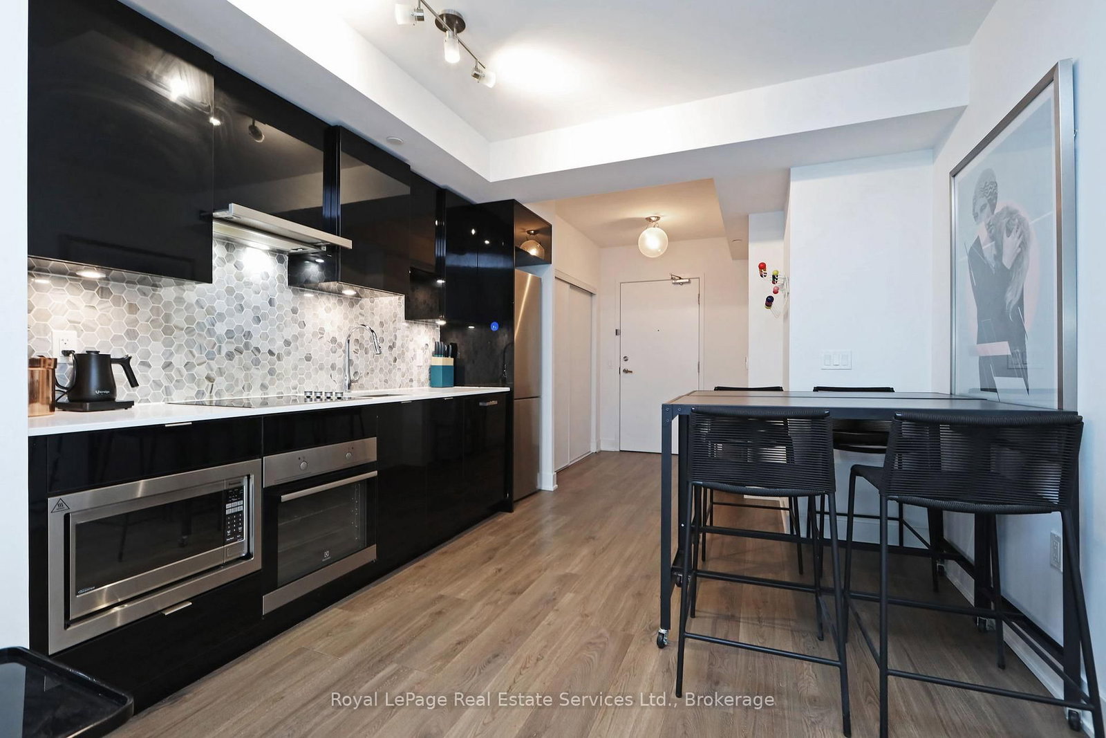 99 Broadway Avenue S, Unit 2107 - Photo 9