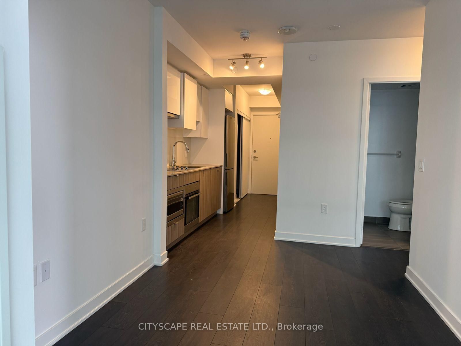 195 Redpath Avenue, Unit 3501 - Photo 10