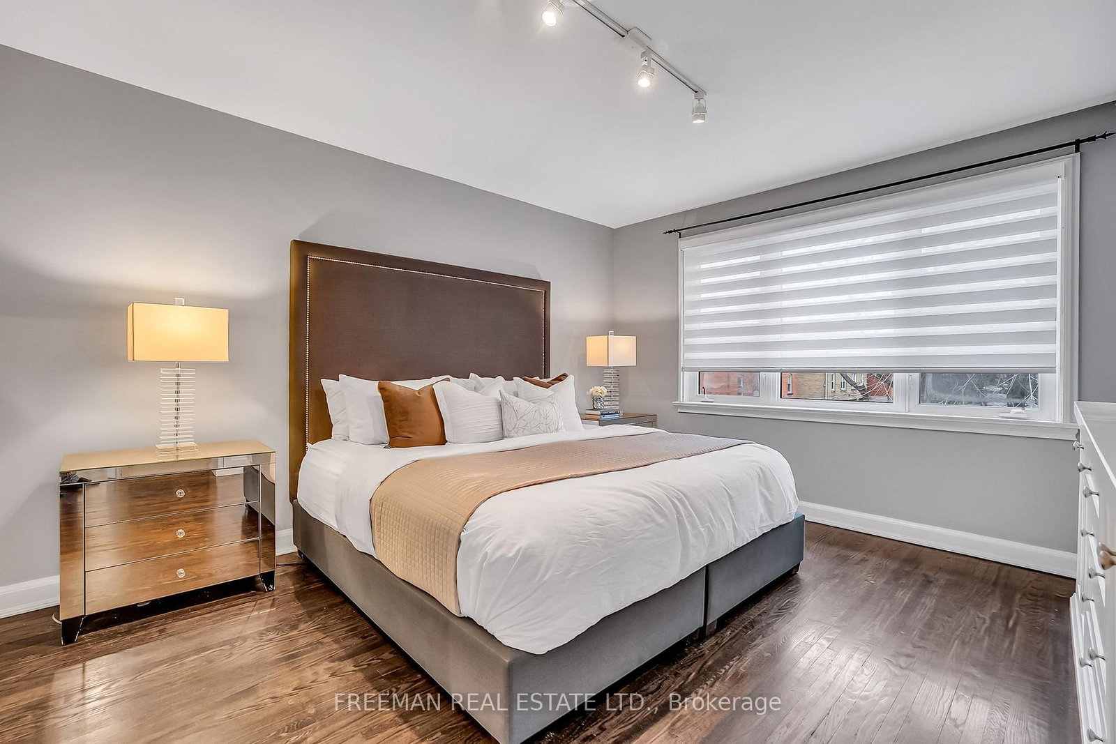 Detached House for sale at 49 Romney Road, Toronto, Ontario, M3H 1H4 - Lansing-Westgate - MLS: C13020476