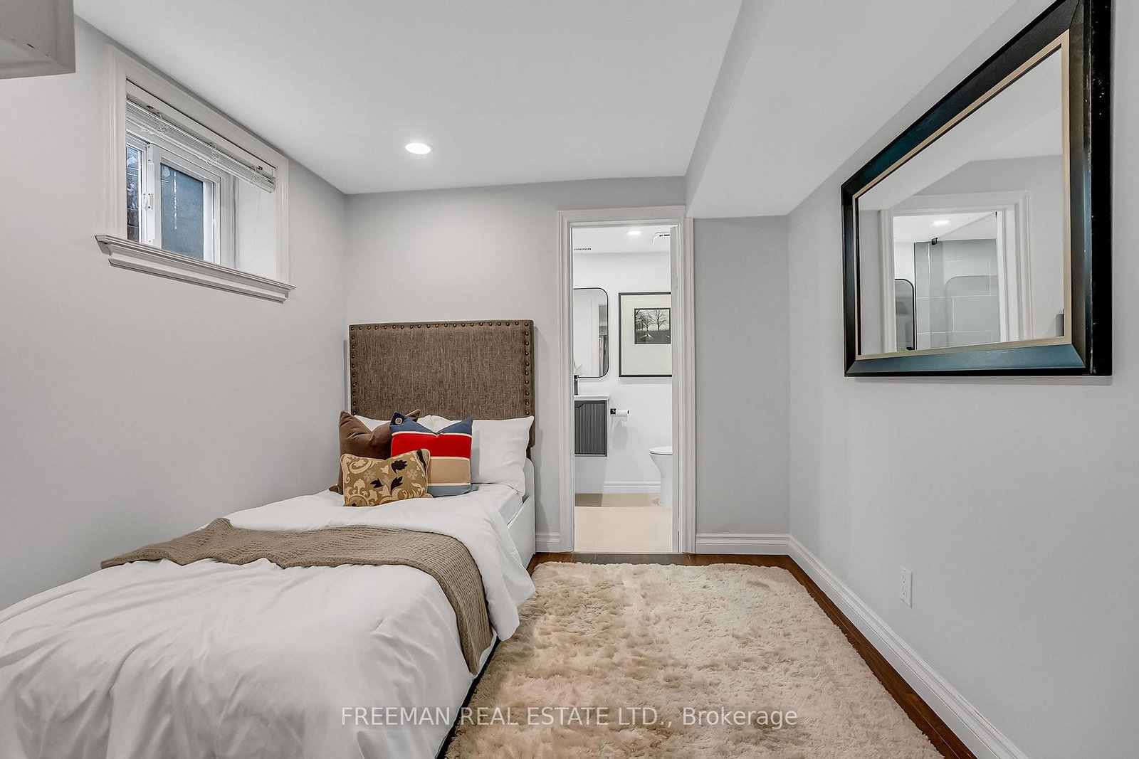 Detached House for sale at 49 Romney Road, Toronto, Ontario, M3H 1H4 - Lansing-Westgate - MLS: C13020476