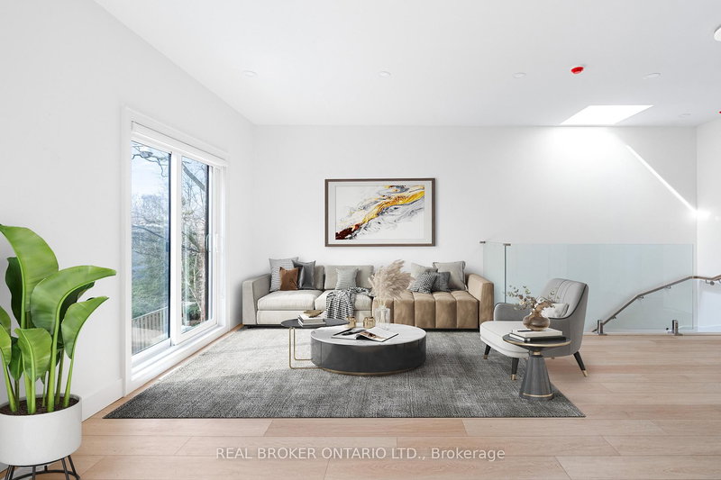 Laneway - 21 Farnham Ave, Toronto, M4V 1H6 | Image 3