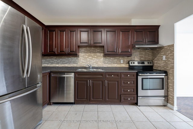 706 - 60 Pavane Link Way