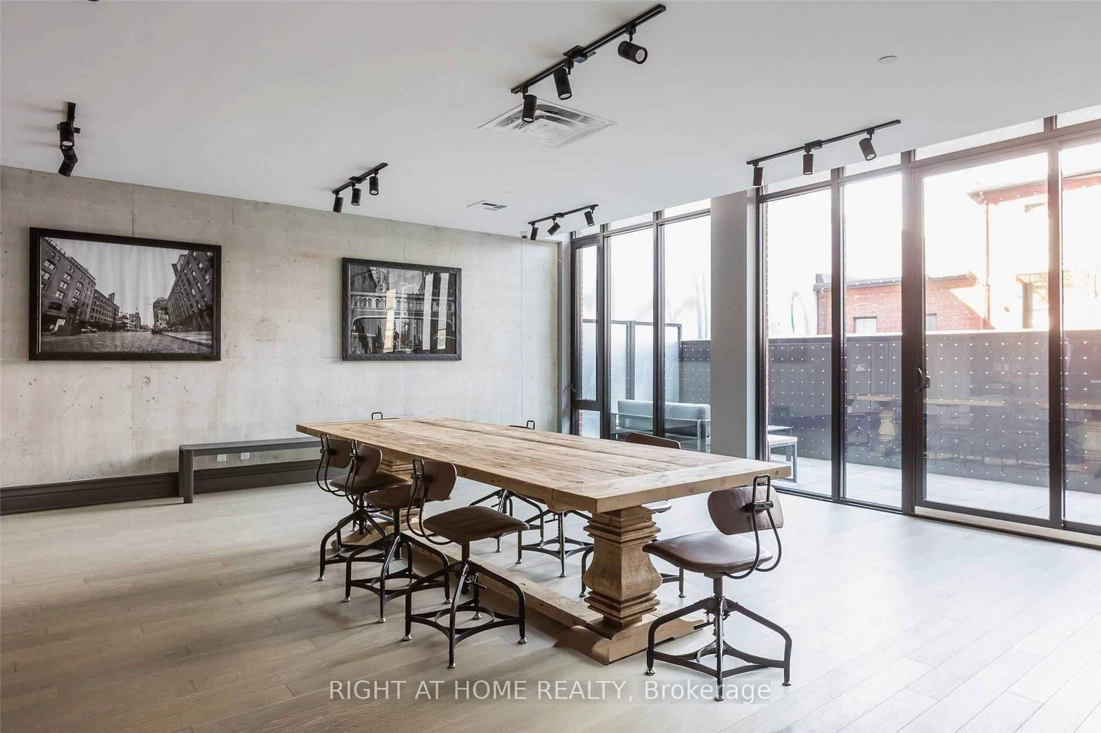 608 Richmond Street W, Unit 705 - Photo 18