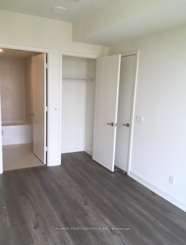 10 Deerlick Court, Unit 1505 - Photo 17