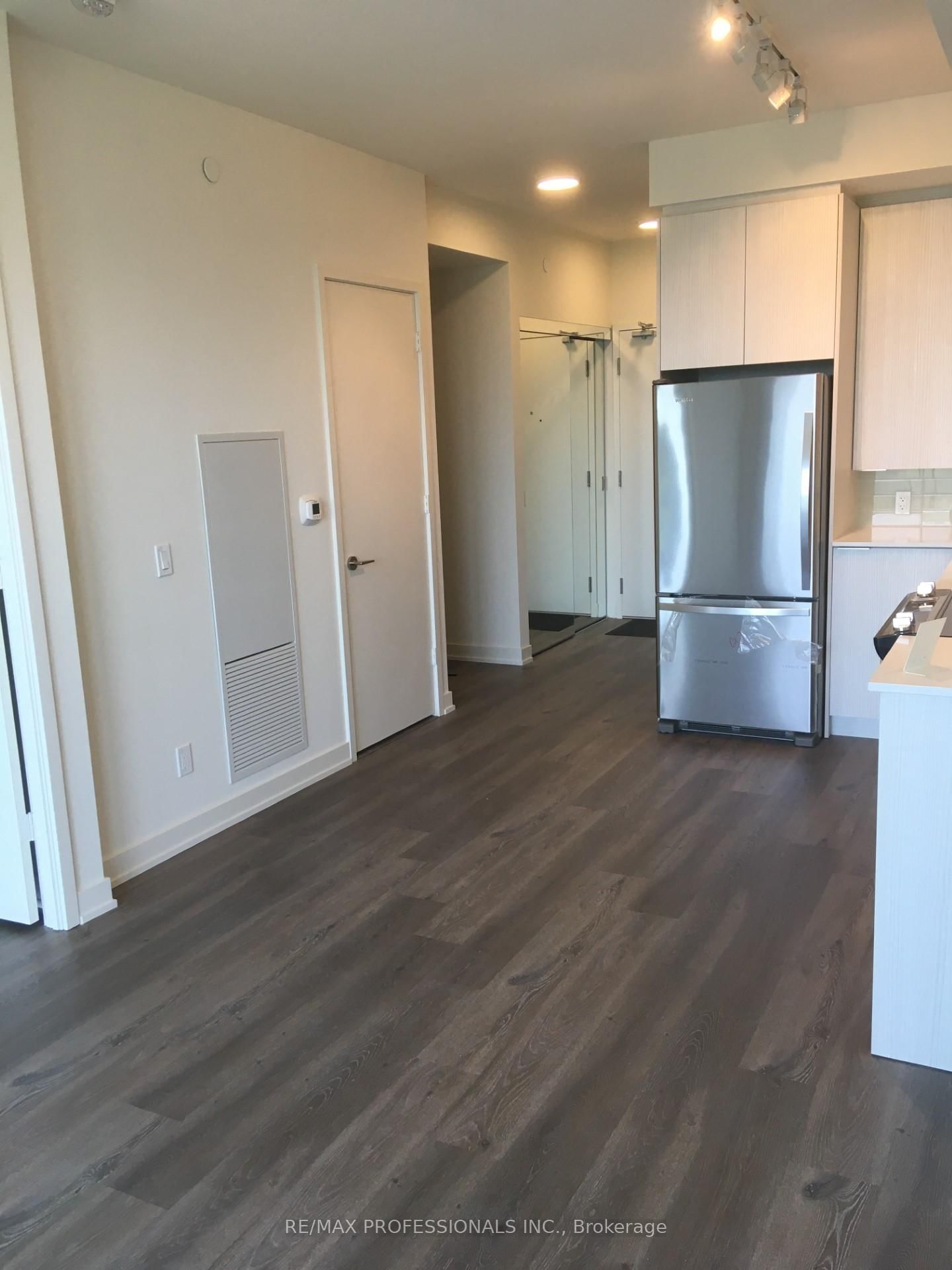 10 Deerlick Court, Unit 1505 - Photo 3