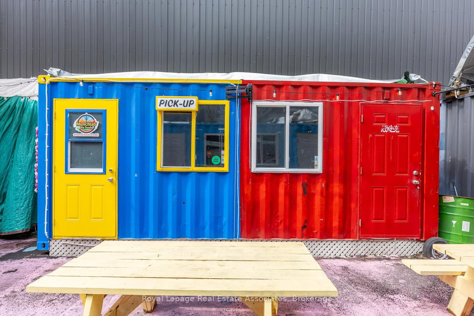 617 Queen Street W - Photo 11